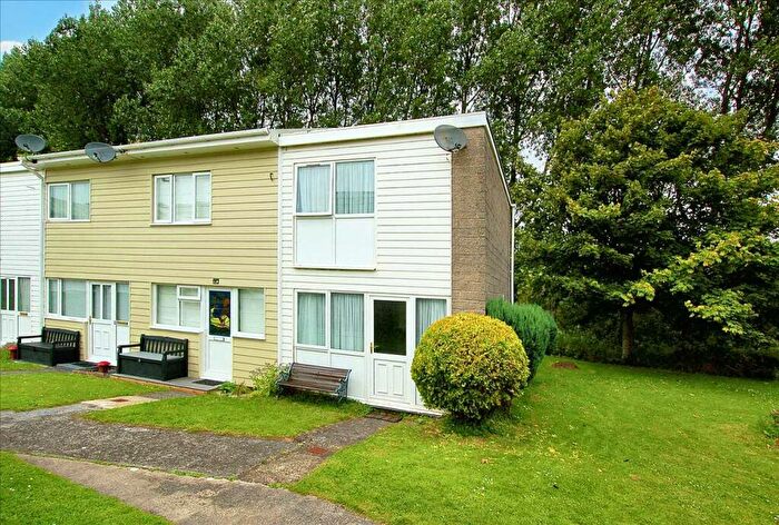 2 Bedroom Terraced House For Sale In Freshwater Bay Holiday Village, SA71
