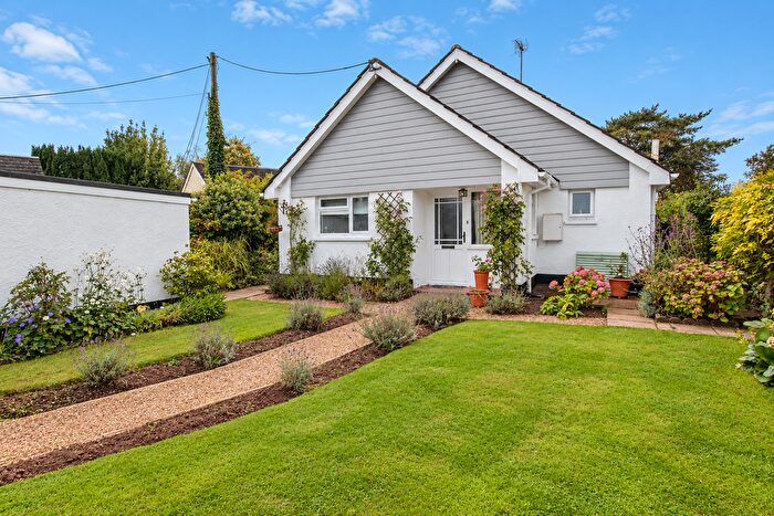 2 Bedroom Bungalow For Sale In Coopers Dray, Whimple, EX5