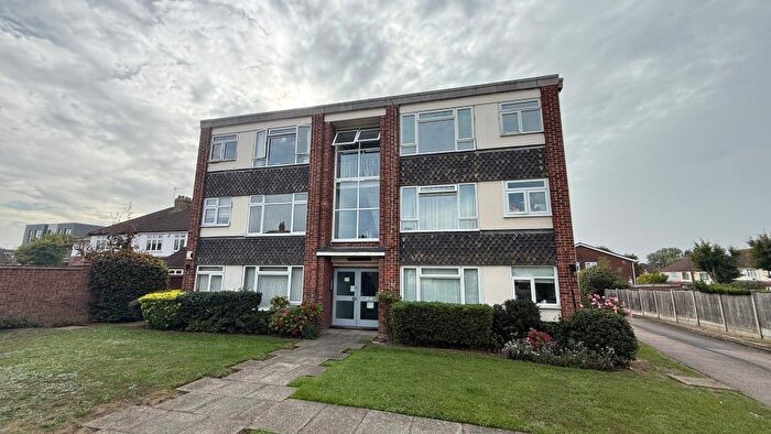1 Bedroom Flat For Sale In Orchard Court, Blackfen Road, Sidcup, Kent, DA15