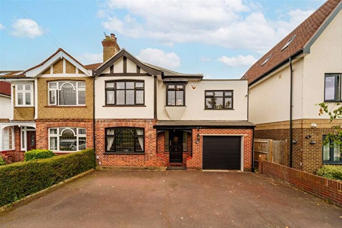 5 Bedroom Property To Rent In Fordbridge Road, Ashford, TW15