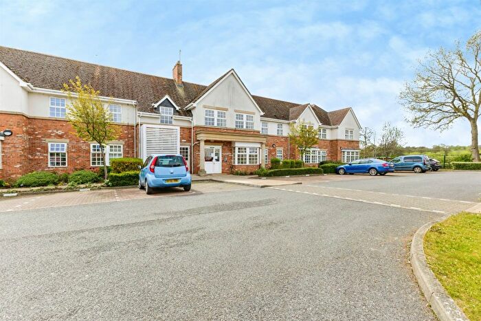 2 Bedroom Flat For Sale In Brampton Valley Lane, Chapel Brampton, Northampton, NN6
