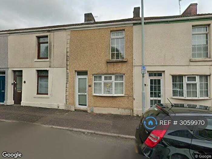 2 Bedroom End Of Terrace House To Rent In Martin St, Swansea, SA6