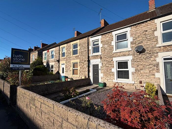 3 Bedroom Terraced House For Sale In Fosseway, Westfield, BA3