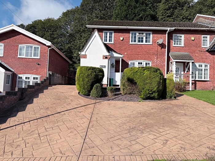 3 Bedroom End Of Terrace House For Sale In Bryn Rhedyn, Coed-Y-Cwm, Pontypridd, Rhondda Cynon Taf, CF37