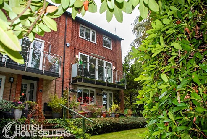 3 Bedroom Town House For Sale In Beechfield Road, Alderley Edge, Cheshire, SK9