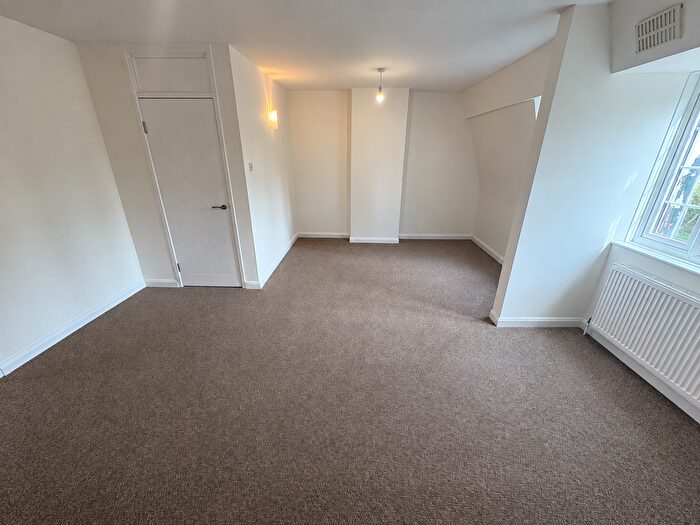 2 Bedroom Flat To Rent In Bedroom Flat – Aeroville, Colindale, London, NW9