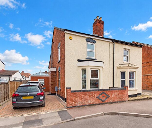 3 Bedroom Semi-Detached House For Sale In Old Cheltenham Road, Longlevens, GL2