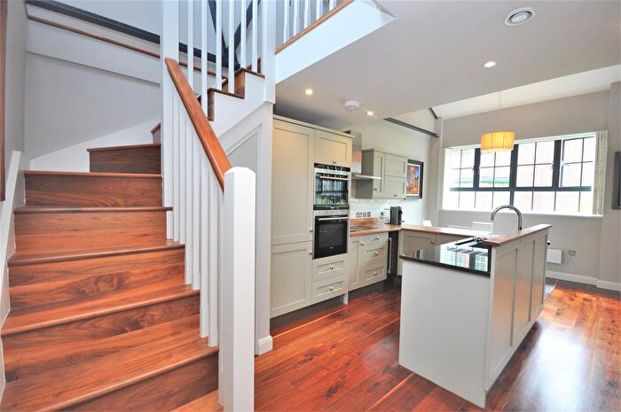 2 Bedroom Flat To Rent In Piccadilly, York, YO1