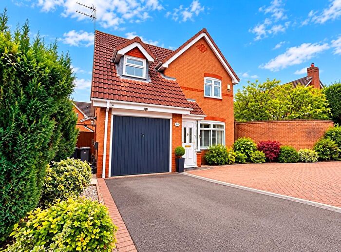 3 Bedroom Detached House For Sale In Breamore Crescent, Earl's Keep, Dudley, DY1