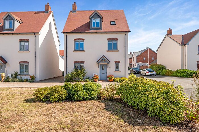 5 Bedroom Detached House For Sale In Garnstone Drive, Weobley, Hereford, HR4
