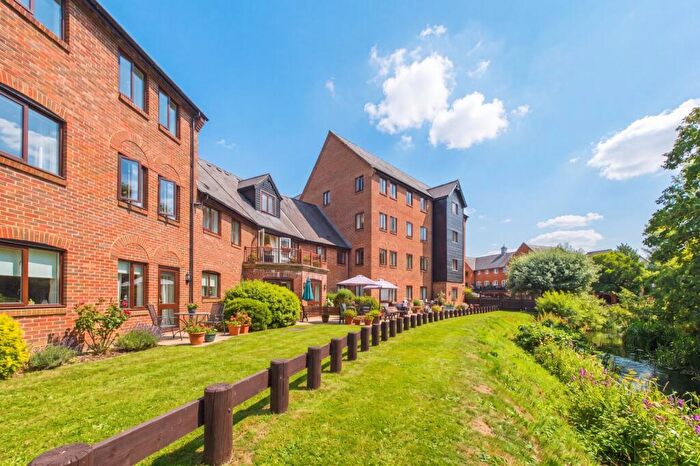 2 Bedroom Retirement Property For Sale In Silk Lane, Twyford, Reading, Berkshire, RG10
