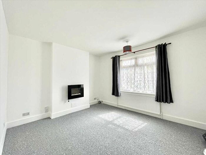 2 Bedroom Apartment To Rent In Clumber Street, Kirkby In Ashfield, NG17