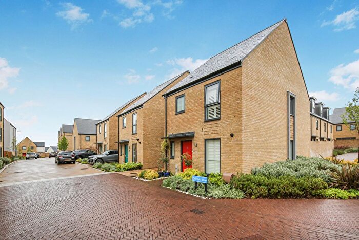 3 Bedroom Semi-Detached House To Rent In Loam Street, Harlow, CM17