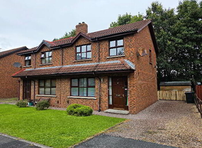 3 Bedroom Semi-Detached House To Rent In Ruskin Heights, Lisburn, BT27