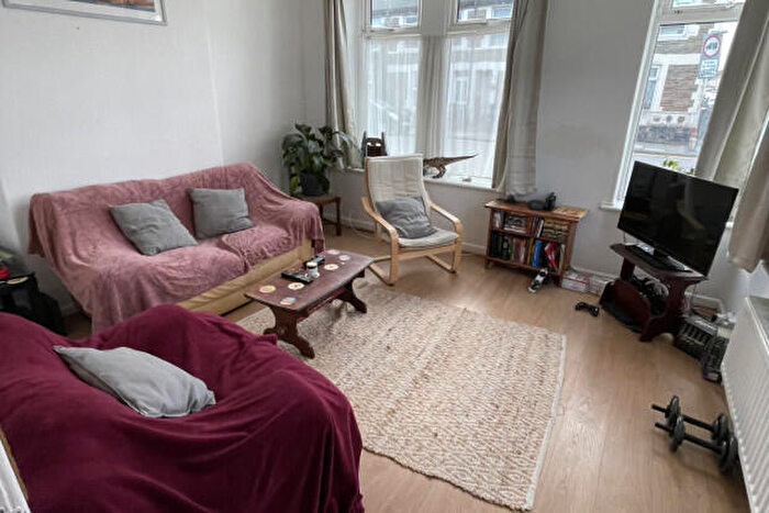4 Bedroom Terraced House To Rent In Arabella Street Cardiff, CF24