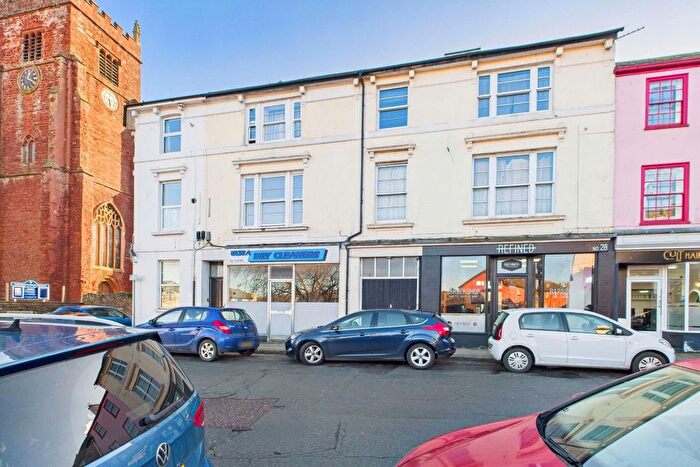 1 Bedroom Flat To Rent In Church Street, Paignton, TQ3