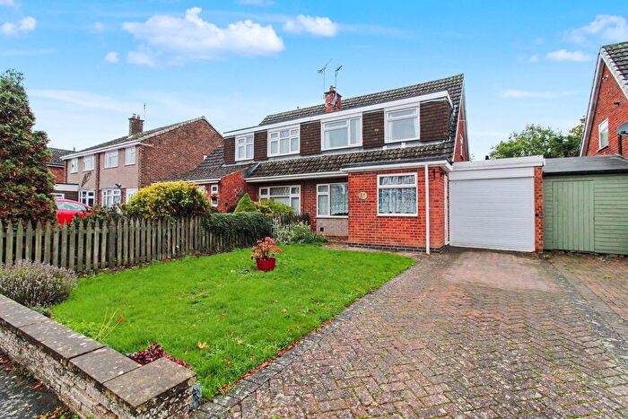 3 Bedroom Semi-Detached House For Sale In Gillam Butts, Countesthorpe, Leicester, LE8