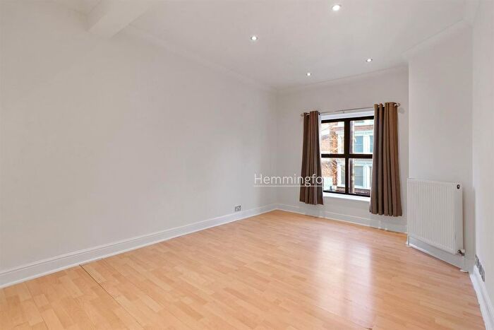 Studio To Rent In Fonthill Road, Finsbury Park, N4