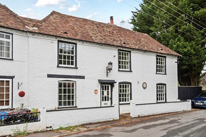 4 Bedroom Semi-Detached House For Sale In The Street, Newington, Folkestone, CT18
