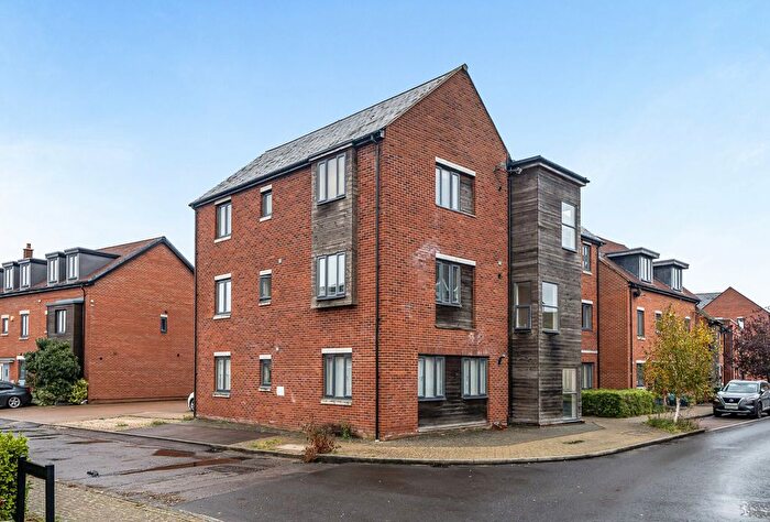2 Bedroom Flat For Sale In Sapphire Way, Brockworth, Gloucester, Gloucestershire, GL3