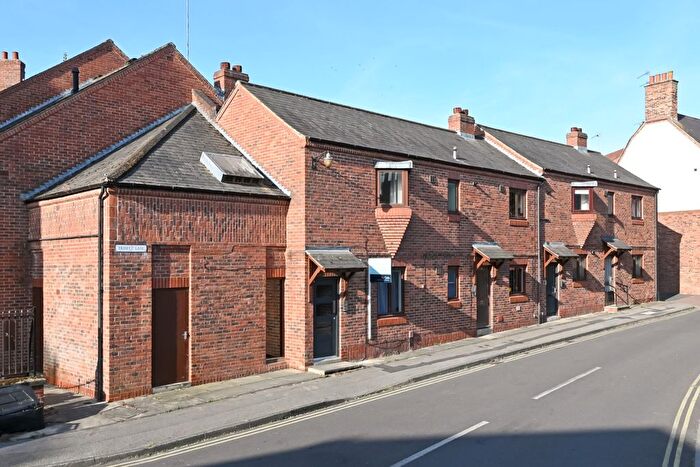 1 Bedroom Flat To Rent In Trinity Lane, Bishophill, York, YO1