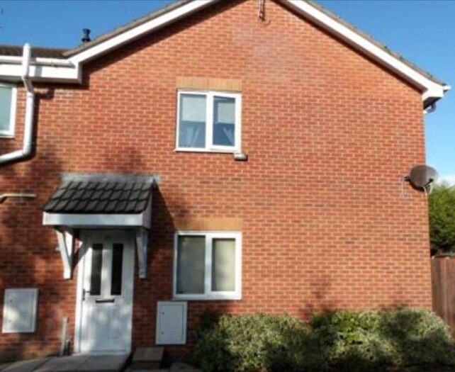 2 Bedroom Flat For Sale In October Drive, Liverpool, L6