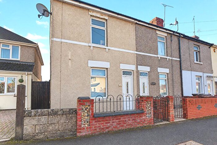 2 Bedroom Terraced House To Rent In Bessemer Road West, Swindon, SN2