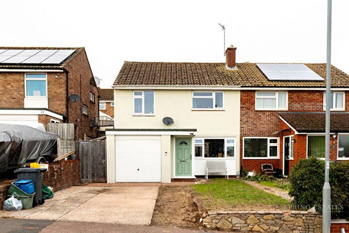 3 Bedroom Semi-Detached House For Sale In Parkside Drive, Exmouth, EX8