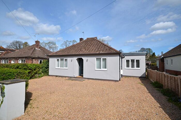 3 Bedroom Bungalow For Sale In Smithwood Avenue, Cranleigh, GU6