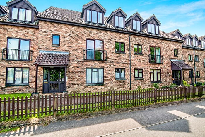 2 Bedroom Flat To Rent In Leamon Court, Brandon, IP27