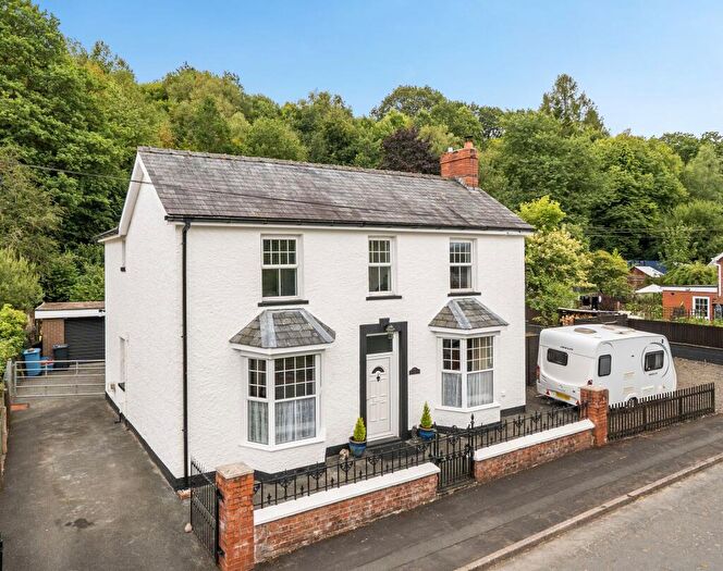 3 Bedroom Detached House For Sale In Glandwr, Llangammarch Wells, LD4