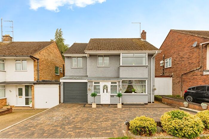 5 Bedroom Link Detached House For Sale In Cotswold Avenue, Northampton, Northamptonshire, NN5