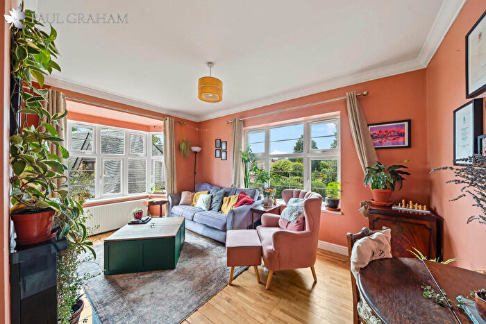 2 Bedroom Apartment For Sale In Bridges Lane, Beddington, CR0