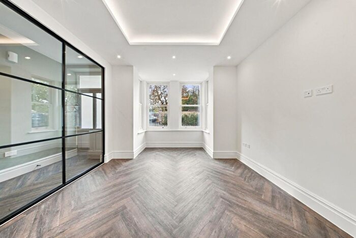 6 Bedroom Semi-Detached House For Sale In Castlebar Hill, Ealing, W5