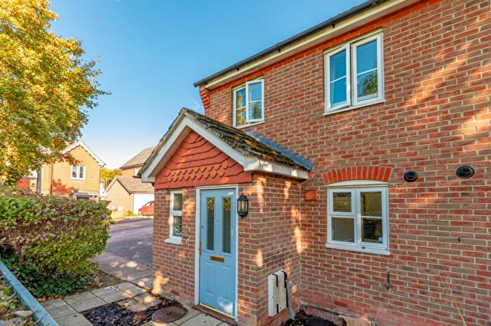 2 Bedroom End Of Terrace House For Sale In Curling Way, Newbury, Berkshire, RG14