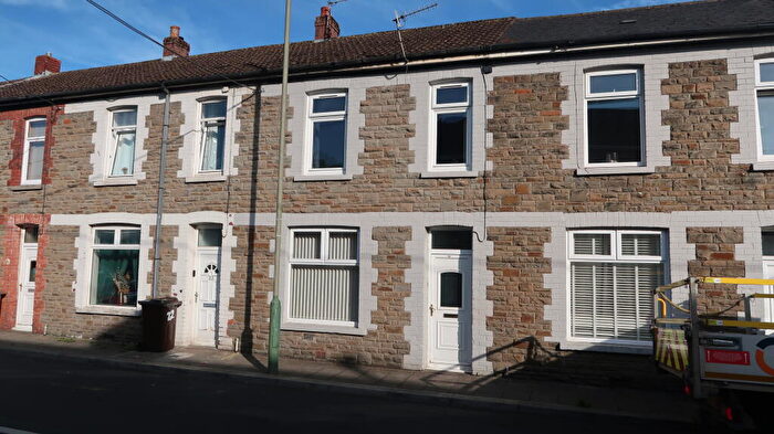 3 Bedroom Terraced House For Sale In Sir Ivors Road, Pontllanfraith, Caerphilly County Borough, NP12