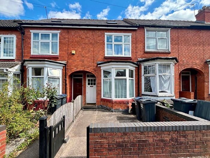 3 Bedroom Terraced House To Rent In Showell Green Lane, Birmingham, B11