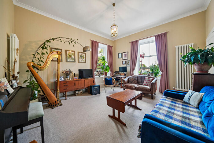 2 Bedroom Flat For Sale In Albert Road, Flat /, Queen's Park, Glasgow, G42
