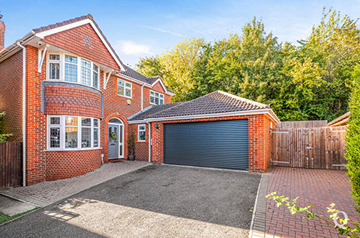 4 Bedroom Detached House For Sale In Balas Drive, Sittingbourne, Kent, ME10