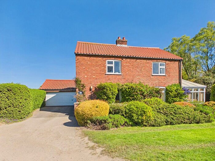 3 Bedroom Detached House For Sale In Ox Pasture Lane, Thornton, LN9