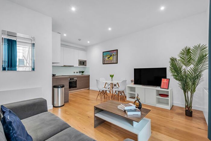 1 Bedroom Studio To Rent In Studio Central House, Lampton Road, Hounslow, London, TW3