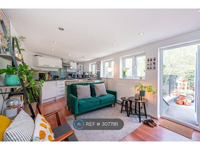 1 Bedroom Flat To Rent In Wells House Road, London, NW10