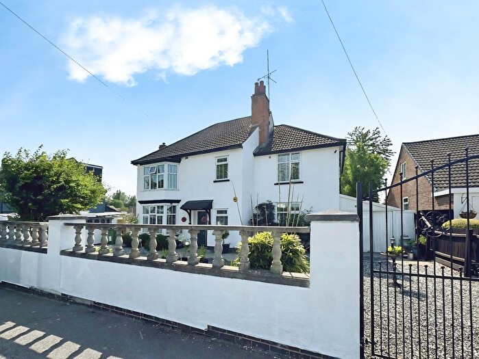 5 Bedroom Detached House For Sale In Braunstone Lane East, Leicester, LE3