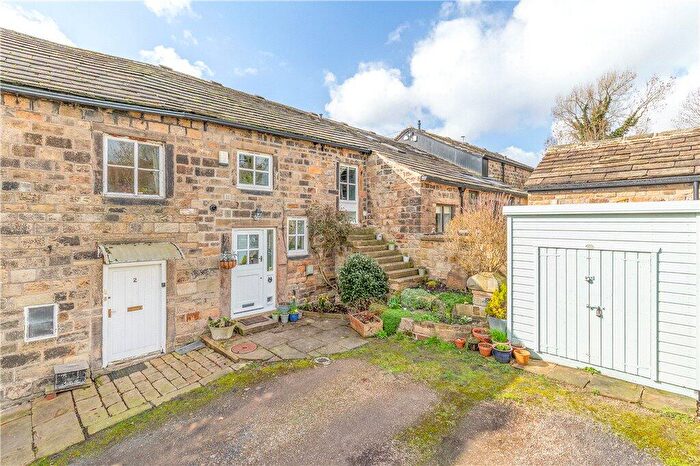 3 Bedroom Barn Conversion For Sale In Upper Esholt Farm, Chapel Lane, Esholt, West Yorkshire, BD17