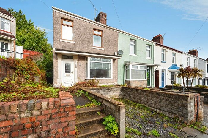 3 Bedroom End Of Terrace House For Sale In Parc Avenue, Morriston, Swansea, SA6