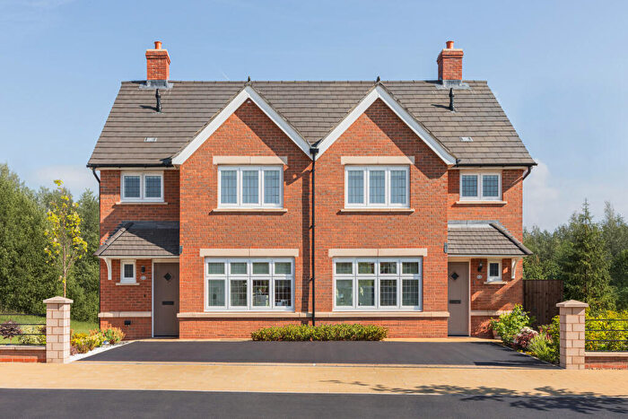 3 Bedroom Semi-Detached House For Sale In Round Hill Gardens, Congleton, CW12