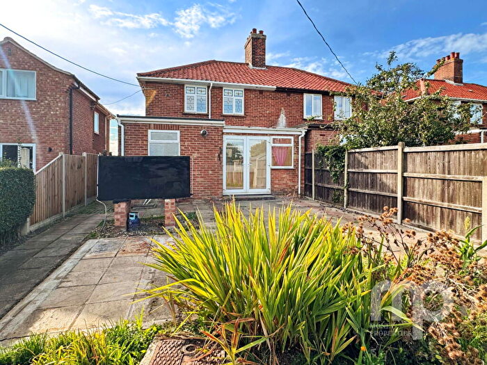 3 Bedroom Semi-Detached House For Sale In The Turnpike, Occupying A Large Plot With Field Views To The Rear, Fundenhall, NR16