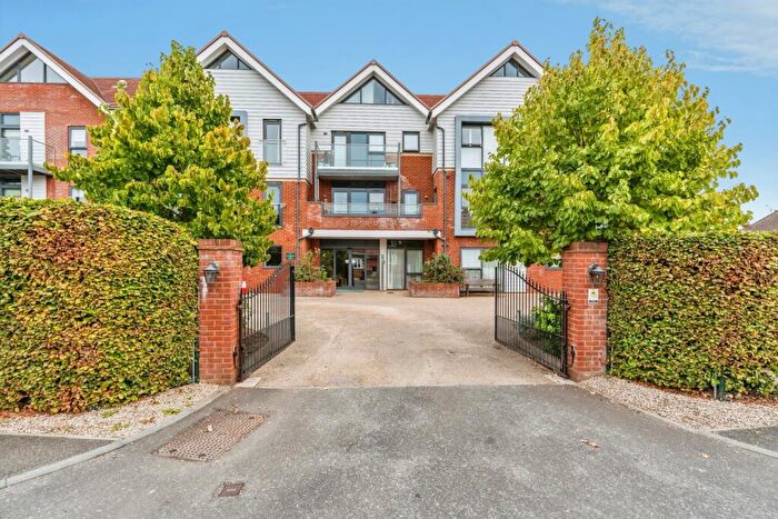 1 Bedroom Flat For Sale In Duttons Road, Romsey, Hampshire, SO51