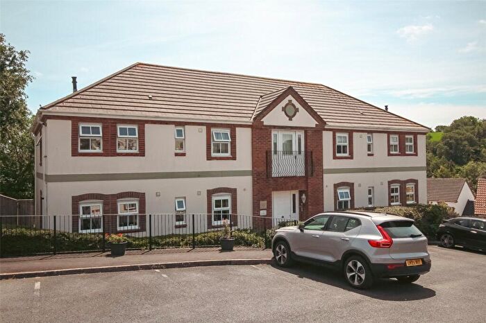2 Bedroom Flat For Sale In Marlen Court, Bideford, EX39