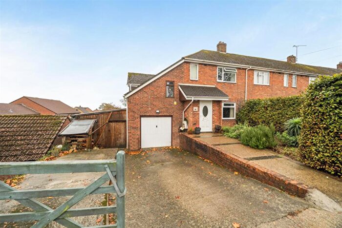 3 Bedroom End Of Terrace House For Sale In High Lea, Yeovil, BA21